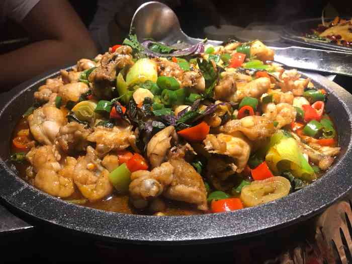 星炭干锅(柳州银泰城店)