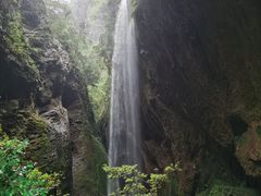 -龙水峡地缝景区