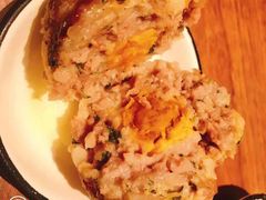 咸蛋黄狮子头-十面春风·江南面馆(崇宁路店)