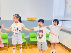 -蓝话筒·少儿成人演讲口才·主持朗诵·戏剧表演(大华第一坊店)