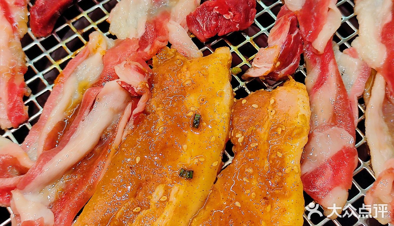 不会还有人没吃过他家的烤肉呼啦圈吧