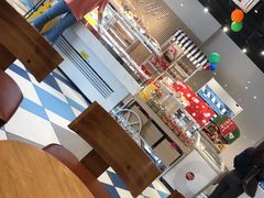 -85度C(生甜甜圈研究工坊·上海局门店)