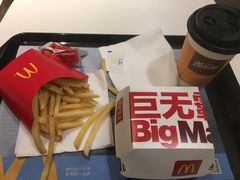 -麦当劳(广州新港东路第二分店)