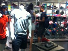 -NIKE KICKS LOUNGE体验店(北京新中关店)