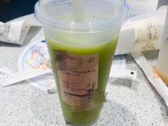 -喜茶(北京华贸购物中心店)