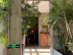 -HIGH FIVE哈福手工汉堡(桂林路店)