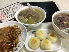 -华威达牛庄(黄埔大道西店)