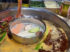 -周幺妹重庆老火锅(银泰城总店)