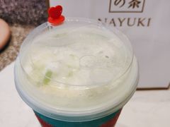 冰淇淋猫眼绿宝石-奈雪的茶(印象城店)