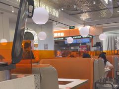 -黄记煌三汁焖锅(新佳丽江汉路店)