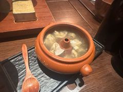 -银米·云南传统过桥米线(双廊黑金冠店)