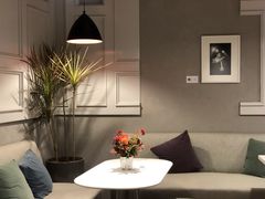 卡座-潮一不贰·法式甜品·生日蛋糕·西式简餐(外滩店)