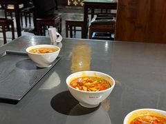-艳阳天民俗村(公园路店)