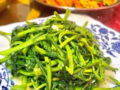 -何哥鲜鱼餐厅(龙湖花园店)