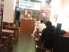 大堂-丽虹云南过桥米线(兴工街店)