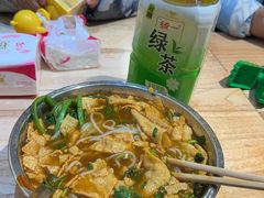 -柳州肥姨妈大骨螺蛳粉(沙河店)