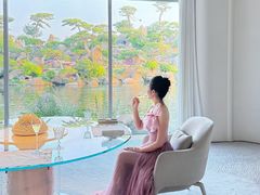 -罗红摄影艺术馆