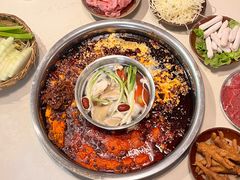 -岗上渣渣老火锅(两路口店)