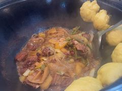 -哈尔滨烧烤·山河村铁锅炖(交大店)