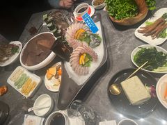 -德天肥牛海鲜火锅(城西银泰店)