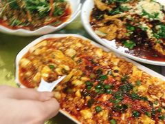 -洪霞餐馆