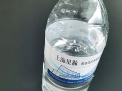 -上海星瀚奔驰4S店(红柳路店)