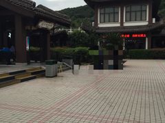 -慈城服务区-停车场
