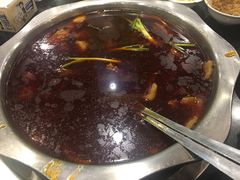 -冯记香辣兔火锅(茶店子总店)