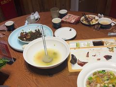 -老滇山寨•云南特色菜•地方菜•民族风情歌舞表演(金碧店)