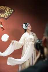 -盘子女人坊古装写真摄影(厦门总店)