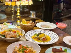 -Golden Lily河内巴黎法越料理餐厅(建国西路店)