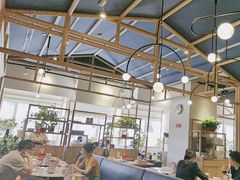 -渝信川菜 · 川味家常菜(财富购物中心店)