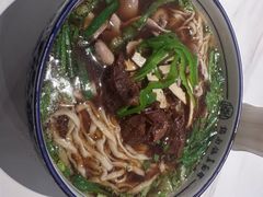 -镇南锅盖面馆(解放路店)