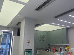 -PE SALON