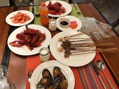 -岷山饭店-芝芝自助餐厅