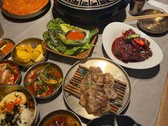 -草家酱蟹炭火烤肉店(珲春南路一店)
