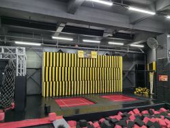 -零重力蹦床空间·滑梯·海洋球·团建(奥特莱斯店)
