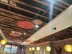 -辣莊重庆老火锅(威海高铁站韩乐坊店)