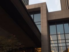 -上海宝华万豪酒店