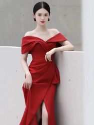 -莫小姐婚纱