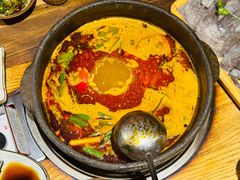 -贵厨酸汤牛肉(花果园国际中心店)