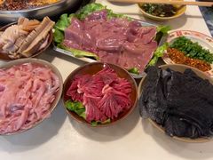 -岗上渣渣老火锅(两路口店)