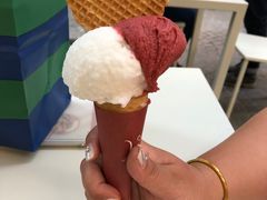 -文艺复兴百货(米兰大教堂广场店)