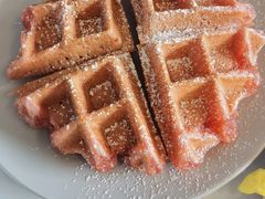 红丝绒麻薯饼-迪欧咖啡·中西餐融合菜(平江万达旗舰店)