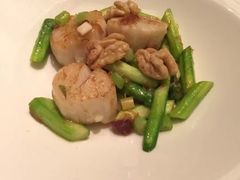 XO醬琥珀核桃炒带子-北京四季酒店·采逸轩