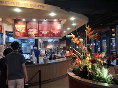 -The Habit Burger Grill 哈比特汉堡(复兴soho店)