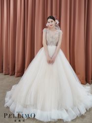 -派丽莫Pellimo原创设计婚纱品牌