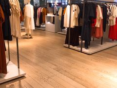 -COS(月星环球港店)