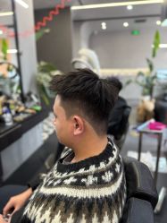 -老肖男士理发店