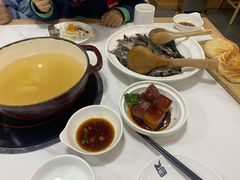 小馆红烧肉-黑鸡小馆(金源店)
